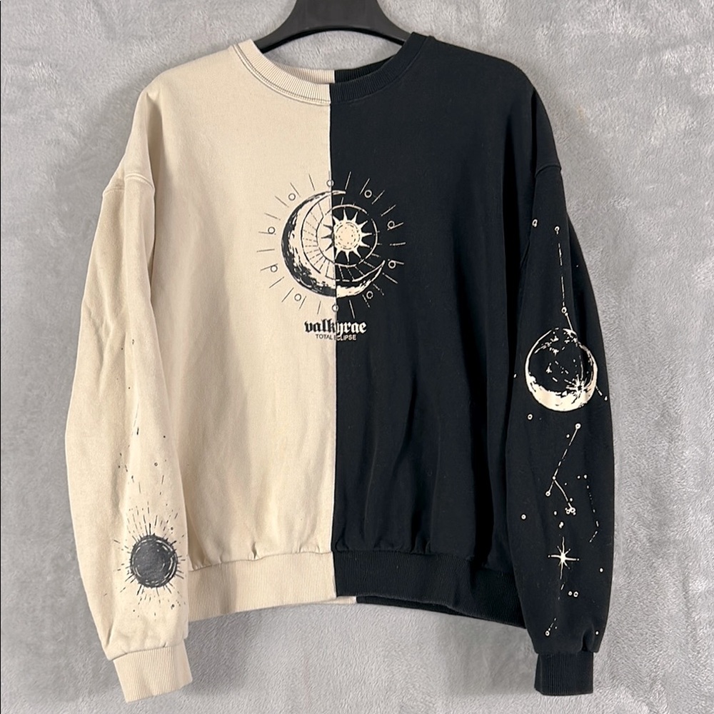 Valkyrae Radiant Spirits Total Eclipse Crewneck S… - image 1